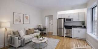 117 W 13th St Gallery 1