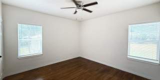 1214 Sutton Gallery 27