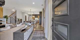 Gorgeous FULLY FURNISHED Home Just Off Charlotte Ave. Gallery 9