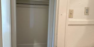 891 Haywood Road Gallery 7