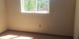 Spacious 4-Bed Condo – Walk to MSU! Gallery 10