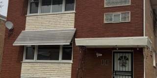 8011 S KOMENSKY Avenue Gallery 2