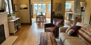 4Bd/2.75Ba Seattle Home Gallery 10