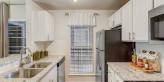 Riverbend Apartments Gallery 8