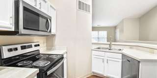 4913 Stratford Pine Lane Gallery 11