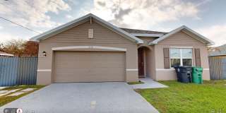 2137 SE Glenrock Terrace Gallery 1
