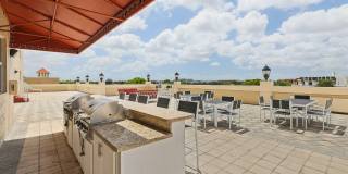 Fontainebleau Milton Gallery 28