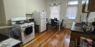 329 Beech Street - 3RR Gallery 1