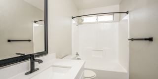 535 North Hobart Apartments Gallery 23