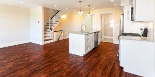 Charming 5 Bedroom-1/2 off First Month Rent Gallery 16