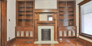 Large 5 Bedroom North Campus Townhouse - 1st house from High Street Gallery 11