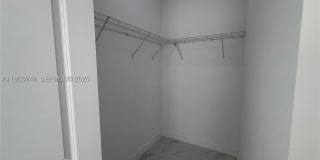 2306 E 4th ave Gallery 10