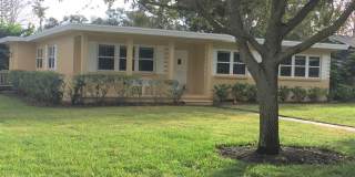 Spacious 3-Bedroom Home in Rio Vista - One Block from the River! Gallery 1