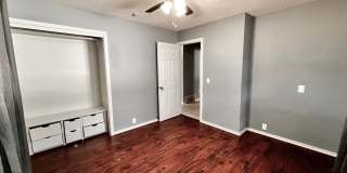 Amazing 4/2.5 in Prime Location! Minutes from Texas Tech and Hospitals! Gallery 31