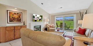 259 Vista Royale Circle W Gallery 1