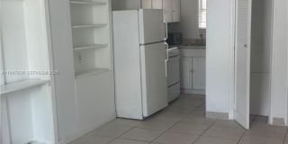 921 N 17th Ct Gallery 22