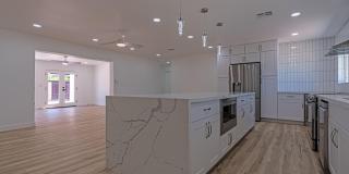 3035 E HEATHERBRAE Drive Gallery 1