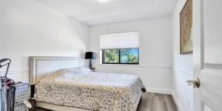 270 Captains Walk Gallery 43