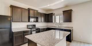 1060 Long Meadows St. Gallery 13