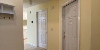 Foxchase Subdivision - End Unit! Gallery 3