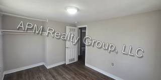 Renovated Apartment in Downtown Columbia Gallery 3