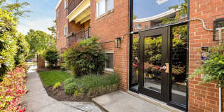 Quiet 2BR Condo in Washington, DC Gallery 17