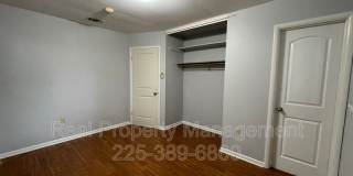 1875 Lombard Dr. Gallery 12