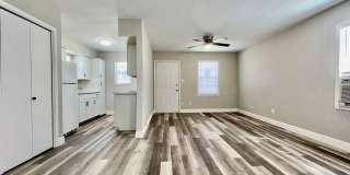 New & Improved 1 Bedroom and 1 Bathroom Home in the Center of San Marcos Gallery 2