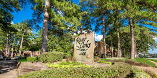 River Oaks Gallery 20