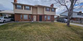 3 Bed/2bath Duplex For Rent in Orem! Gallery 1