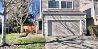 Prime Petaluma 3-Bedroom, 2.5-Bath Home Near Shopping  Amenities Gallery 1