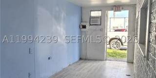 1824 Monroe St Gallery 11
