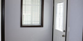 Spacious 3BR Townhome on Quiet Cul-de-Sac | 2,000+ Sq Ft & Attached Garage! Gallery 5