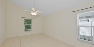 3/2 Beautiful Meadow Pointe Home Gallery 18