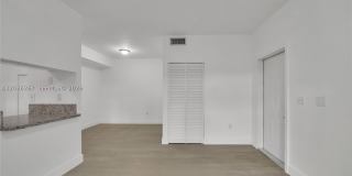 2421 NW 96th Ter Gallery 4