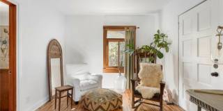 956 Vernon Gallery 8