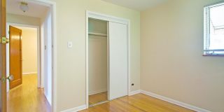 Raised Ranch with Second Kitchen in Prime Location Gallery 12