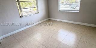412 Lakeside Dr Gallery 12