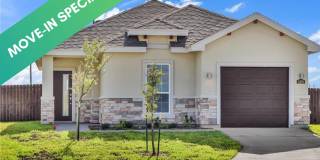 LARGE HOME! 3 BEDROOM! Gallery 1