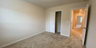 Room in 3 Bedroom Townhome at Talley St Gallery 37