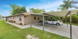 Two Bedroom Duplex in Bonita Springs Gallery 4
