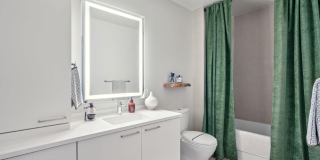 Premiere on Pine Gallery 33