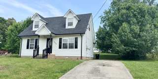 Three Bedroom Close to Ft. Campbell Gallery 1