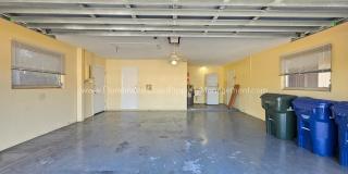 GULF GATE SARASOTA! OUTSTANDING 3 BEDROOM/2 BATH HOME WITH EXTRA LARGE YARD! Gallery 34