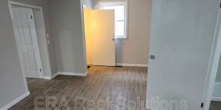 162 Wisconsin Ave Gallery 7