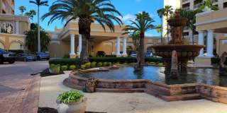 Seasonal/short term 3/2 renovated Ritz Carlton beauty with long water views Gallery 3