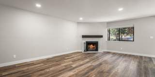 Incline Village: Condo - 2 Bedrooms, 2 Bathrooms, 1 Car Garage, Dog Friendly Gallery 8
