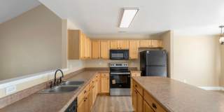 6276 Riverdale Dr. - Ridgeview at Stetson Hills - Two Story House -  3 Bed/ 3 Bath/ 2 Car Garage Gallery 7