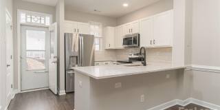 108 Southsquare Row Gallery 3