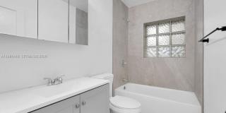 2417 Pierce Street -, Hollywood, FL 33020 2417 Pierce Street -, Hollywood, FL 33020 Gallery 24